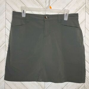 Eddie Bauer skort light grey